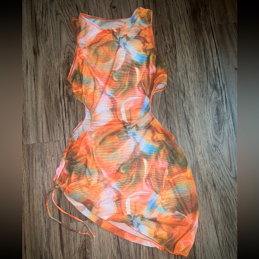 SHEIN Vibrant Orange Tie-Dye Swim Cover-Up - Picture 2 of 5